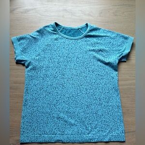 POWER UP PEBBLE ATHLETA GIRL TEE SIZE: XL/14